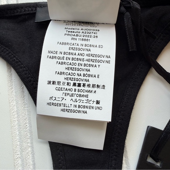 Versace Greca Border Sports Bra - Picture 5 of 7